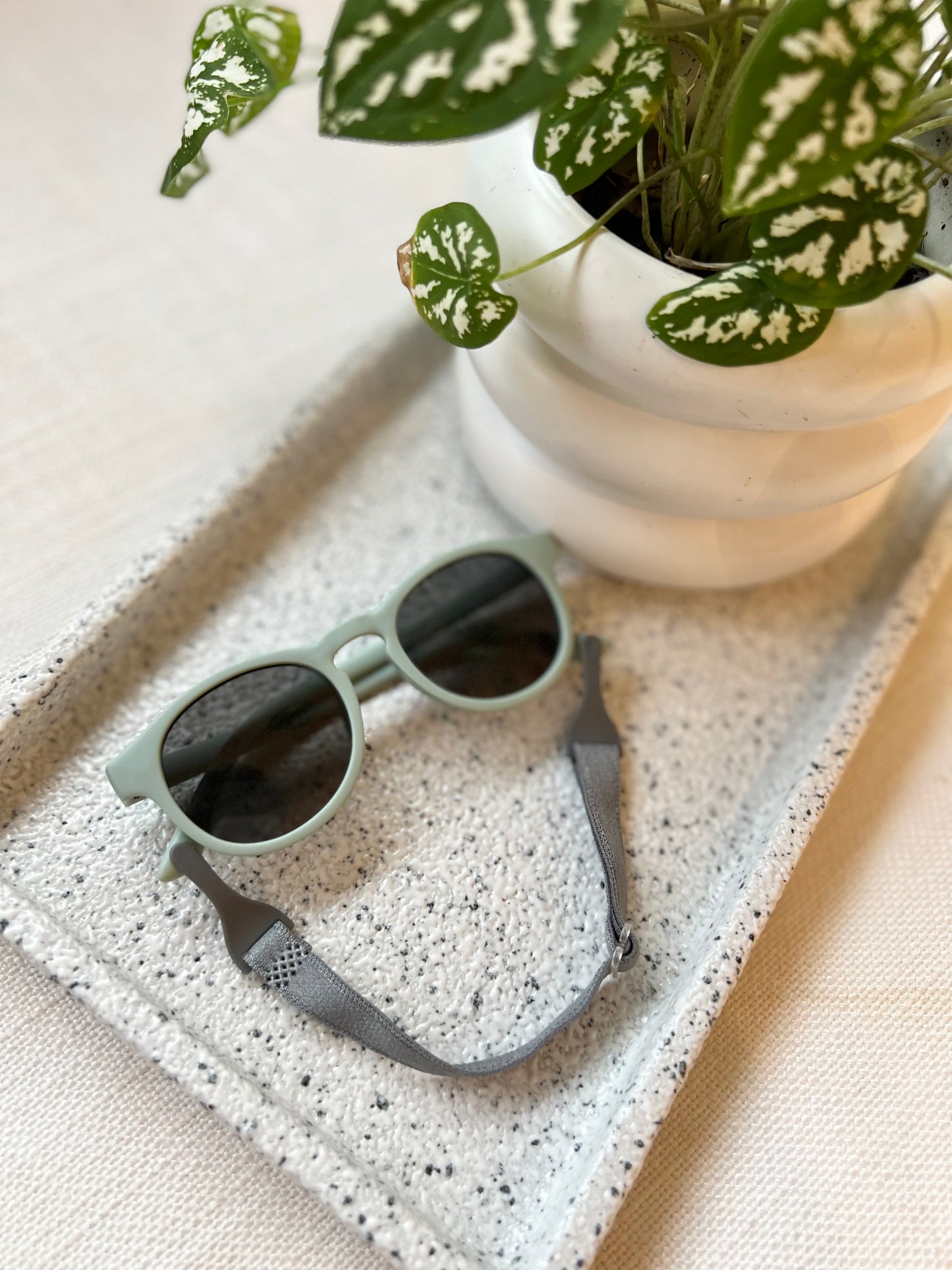 sidney sunnies